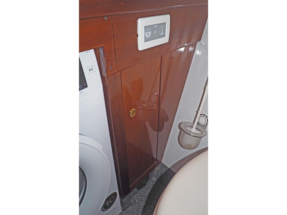 Fore ship, Accommodation